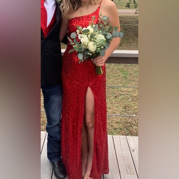 One Shoulder Sequin Formal - Picture 3 of 4